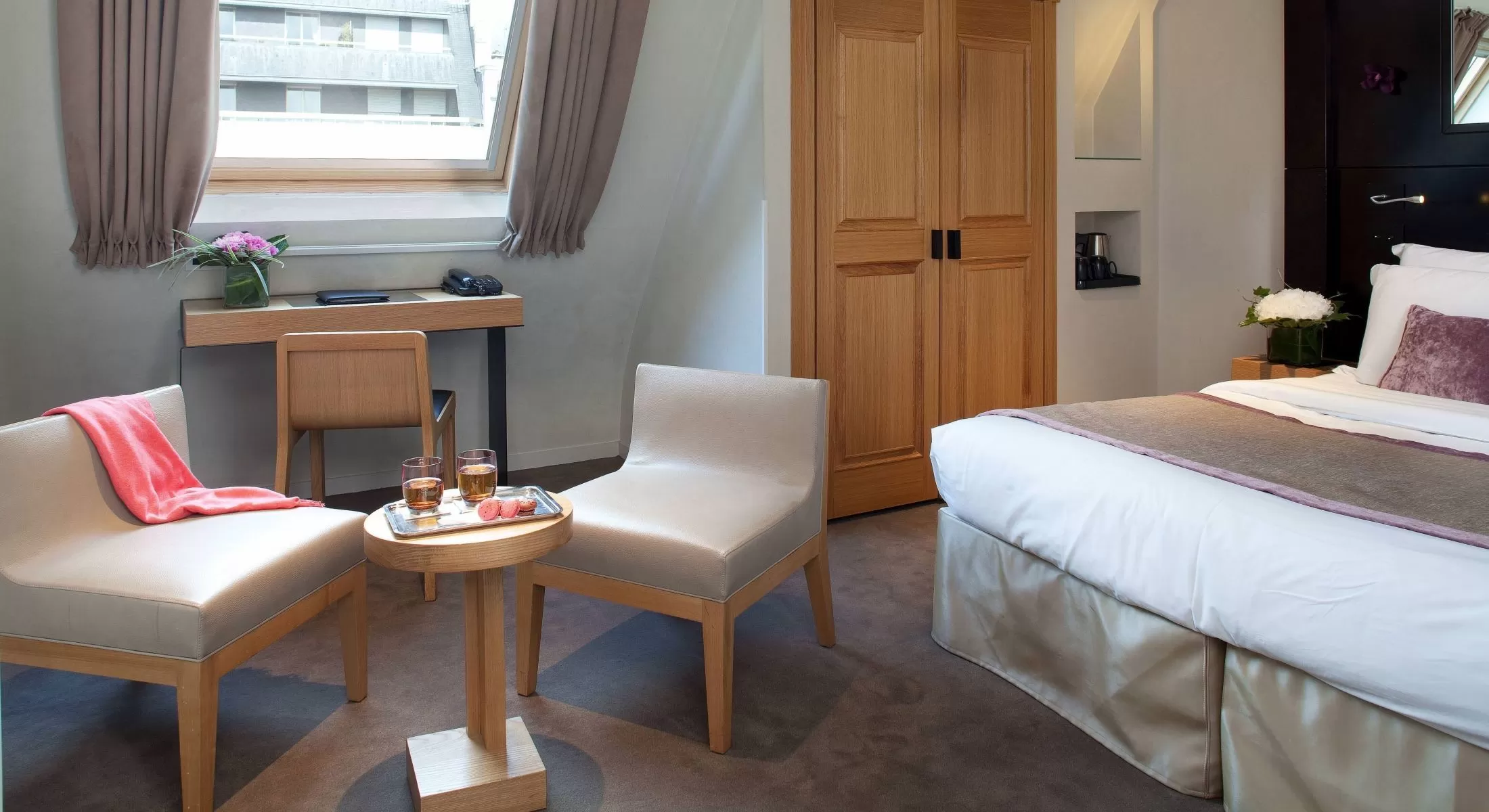 Hotel Marceau Champs Elys&eacute;es