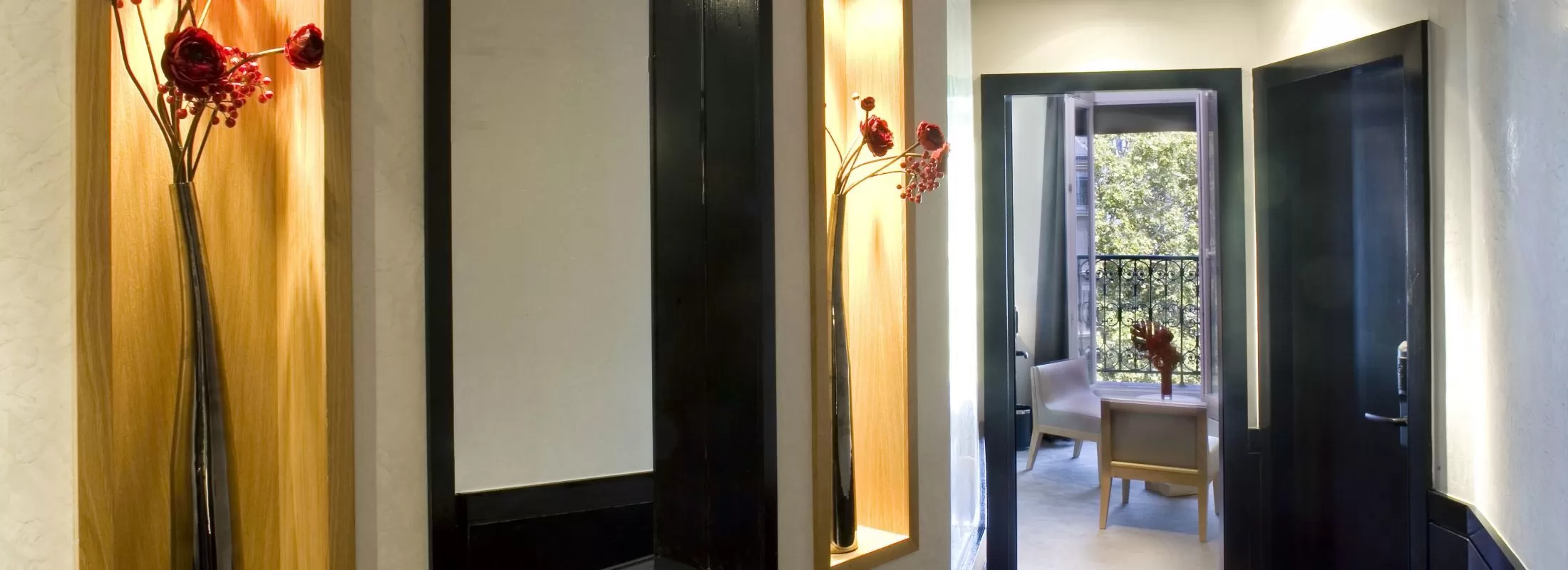 Hotel Marceau Champs Elys&eacute;es