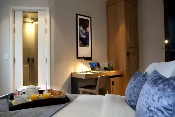 Hotel Marceau Champs Elysees Paris
