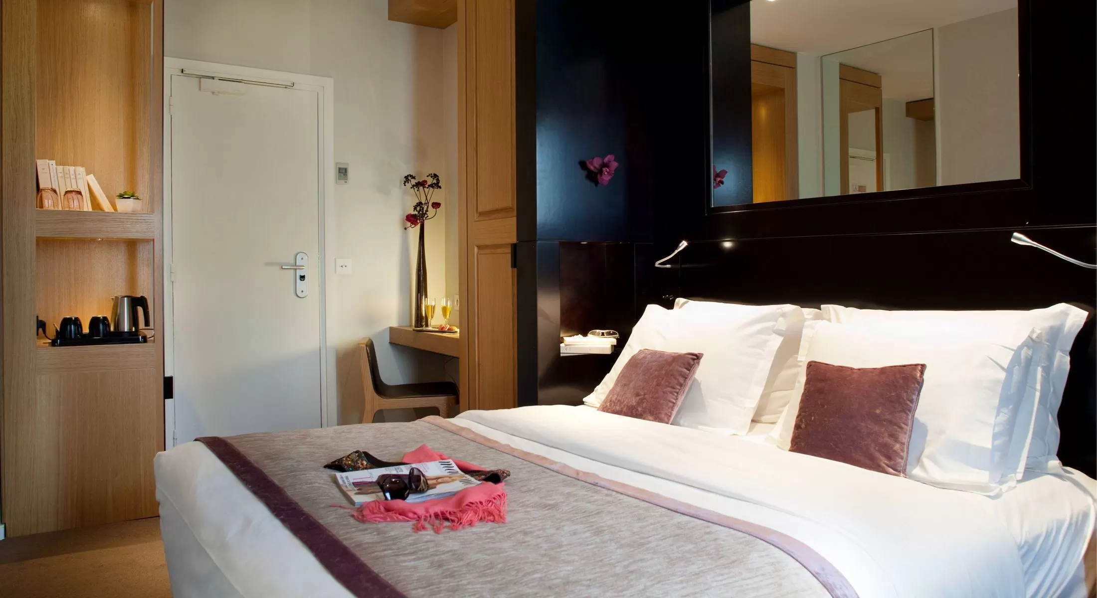 Hotel Marceau Champs Elysées - Quarto Duplo Deluxe